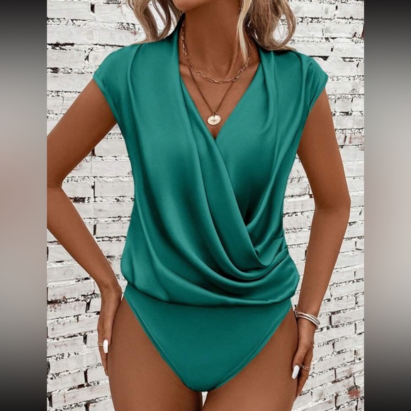 Luxe draped bodysuit - Picture 9 of 16